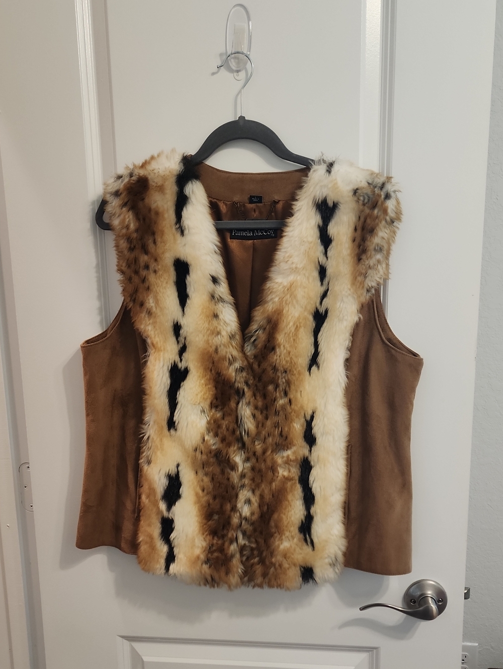 Pamela McCoy Brown Suede Vest with Cream & Black Faux Fur Trim Large